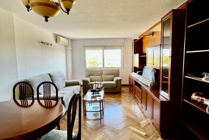 Foto 1 de Piso en venta en Calle de la Casuarina, 29, Las Águilas, Madrid