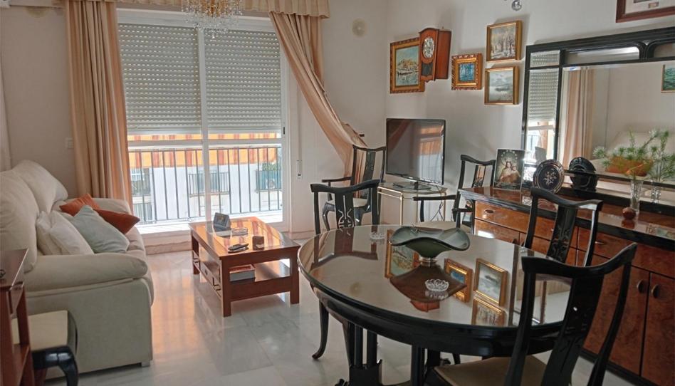 Piso en venta en Calle Isabelita Ruiz, 1, Plaza de Toros, Cádiz - imagen 1 Foto 1 de Piso en venta en Calle Isabelita Ruiz, 1, Plaza de Toros, Cádiz