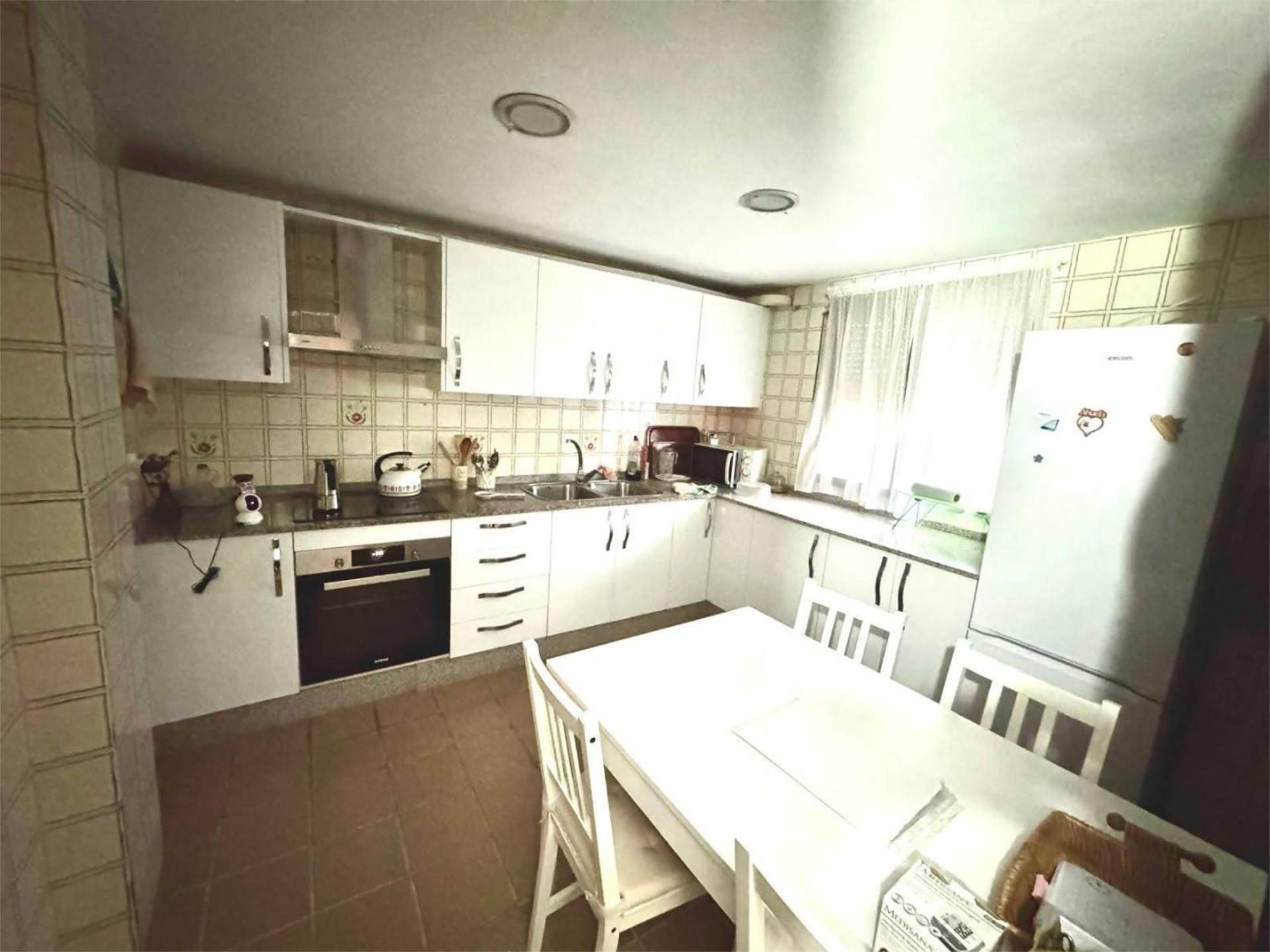 Küche von Wohnung zum Verkauf in San Fernando mit Balkon