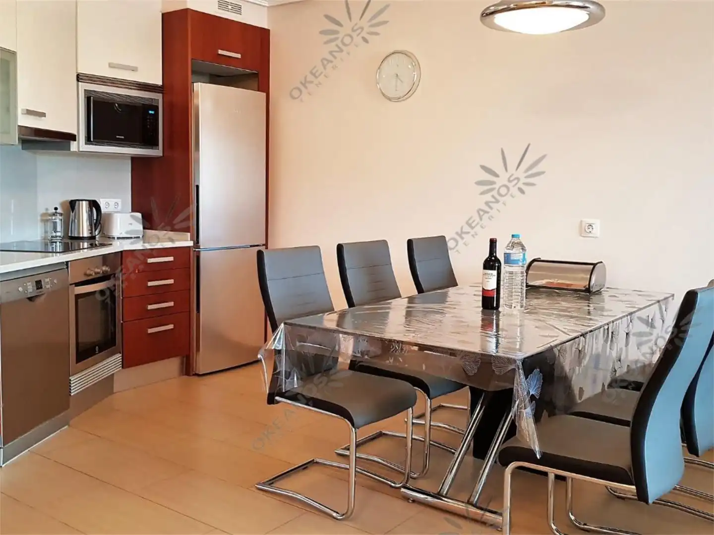 Piso en venta en Calle Pizarro, 2, Los Abrigos Cocina de Piso en venta en Granadilla de Abona con Terraza y Piscina