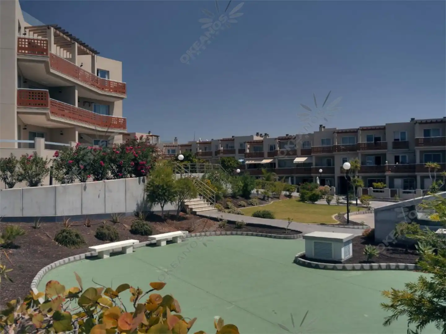 Piso en venta en Calle Pizarro, 2, Los Abrigos Vista exterior de Piso en venta en Granadilla de Abona con Terraza y Piscina