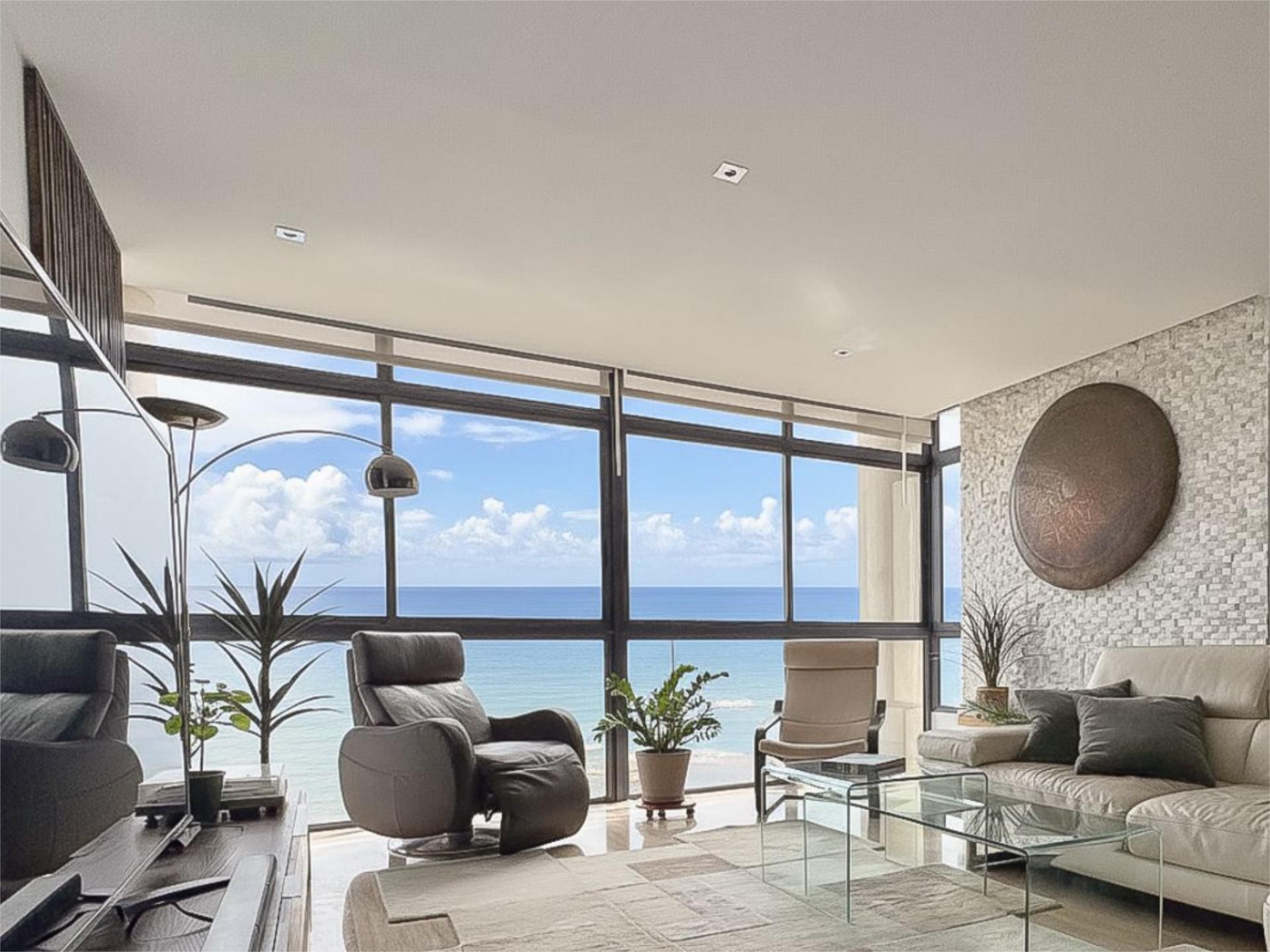 Living room of Flat for sale in  Santa Cruz de Tenerife Capital  with Air Conditioner, Parquet flooring and Storage room