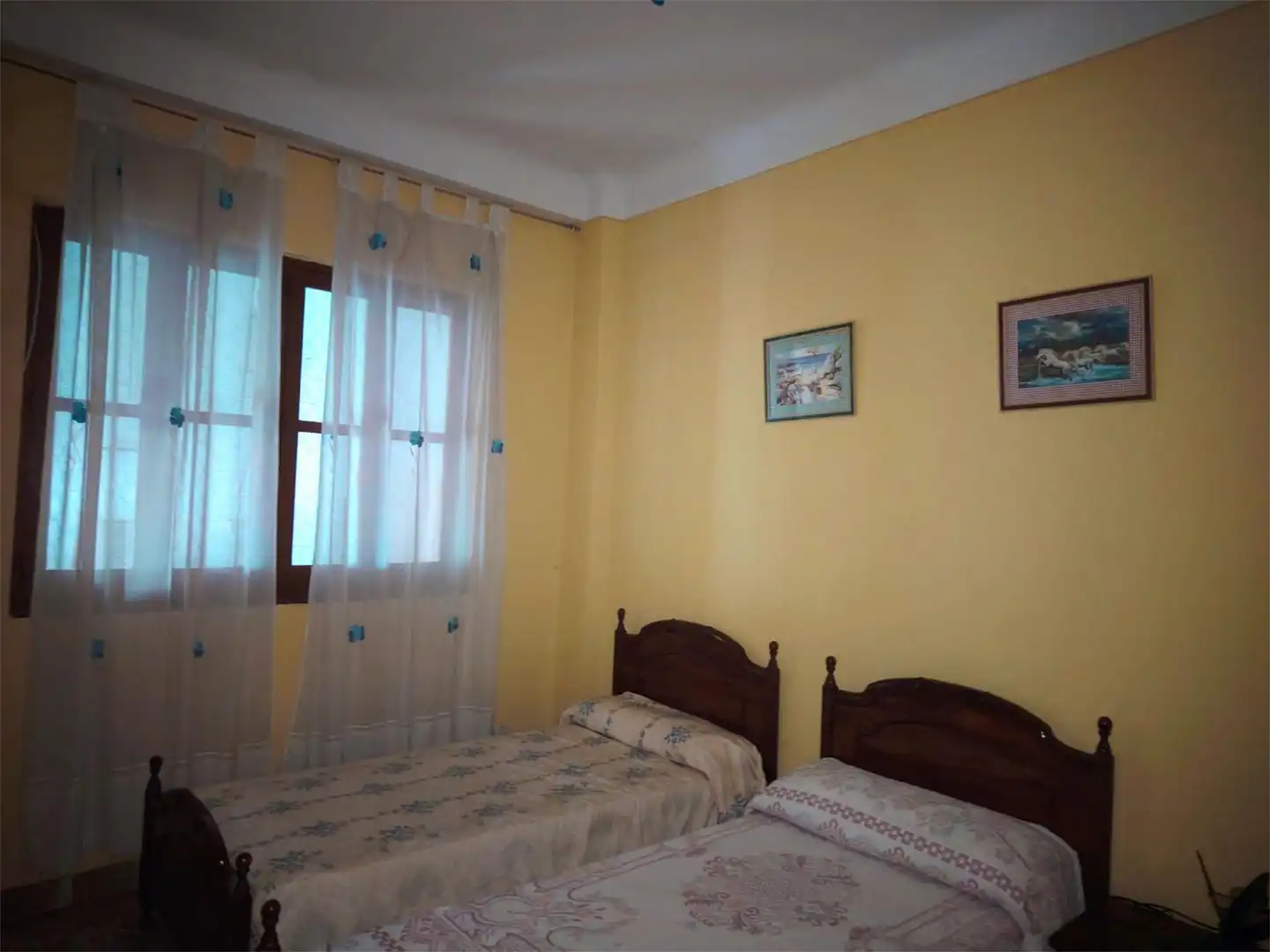 Casa adosada en venda a Calle Juan Diego de Dios Barrero, 11, Zona Hospital Dormitori de Casa adosada en venda en Linares amb Aire condicionat, Terrassa i Traster