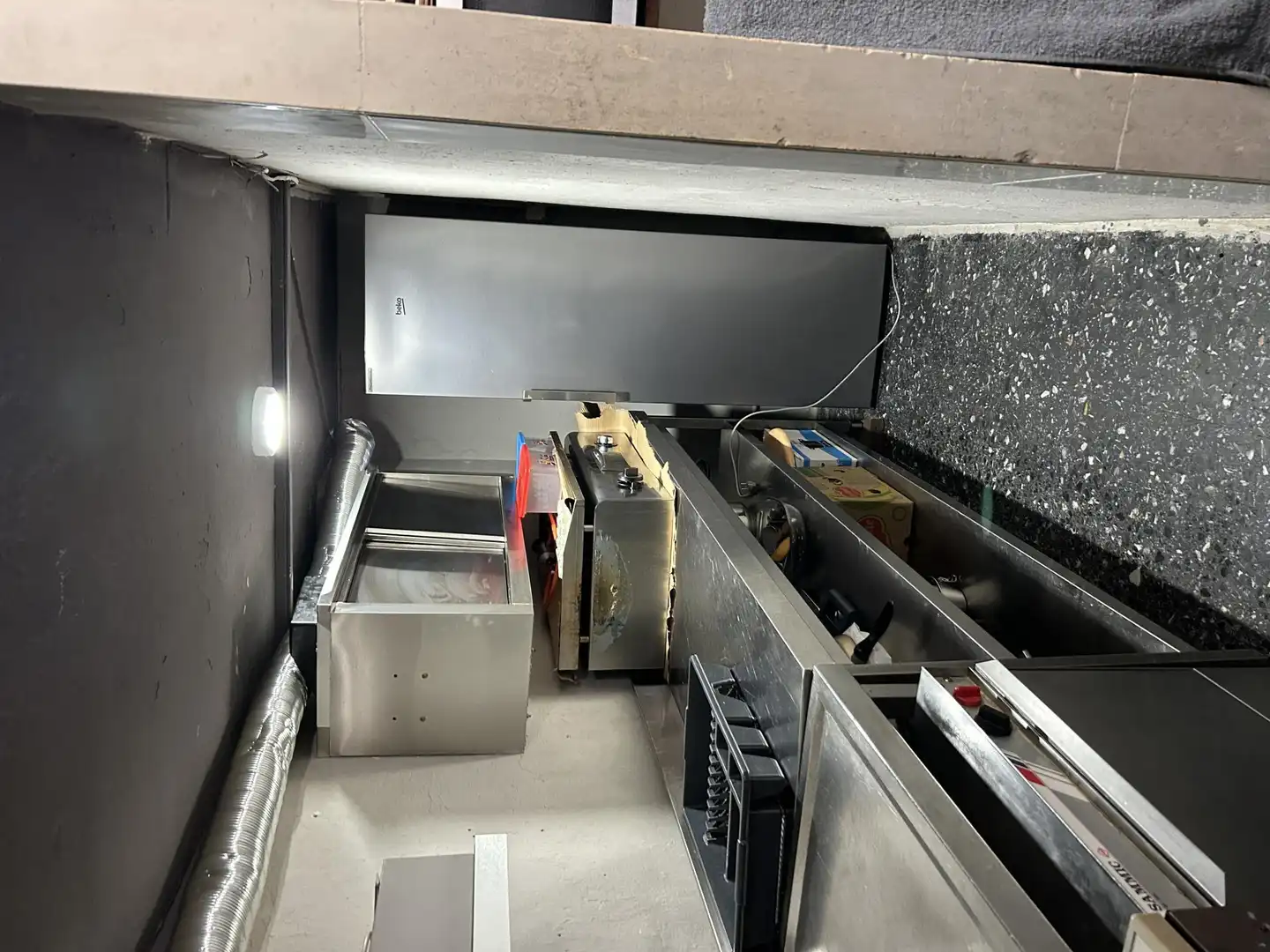 Cuina de Local en traspas en Vitoria - Gasteiz amb Aire condicionat