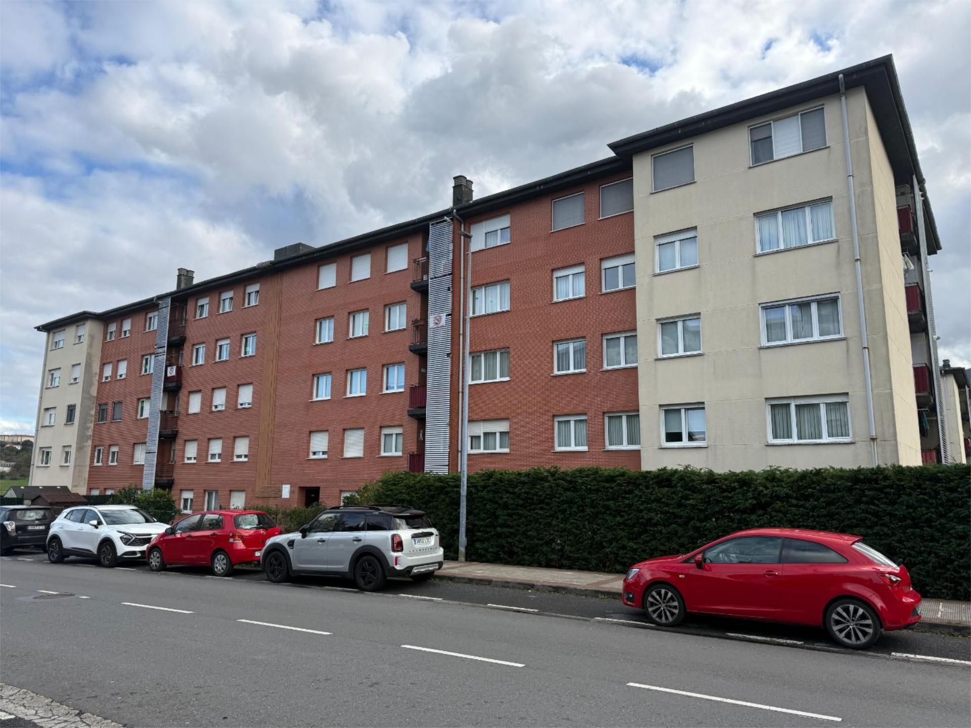 Pis en venda a Maria Auxiliadora Etxetaldea, 2, Abanto y Ciérvana-Abanto Zierbena Vista exterior de Pis en venda en Abanto y Ciérvana-Abanto Zierbena amb Balcó