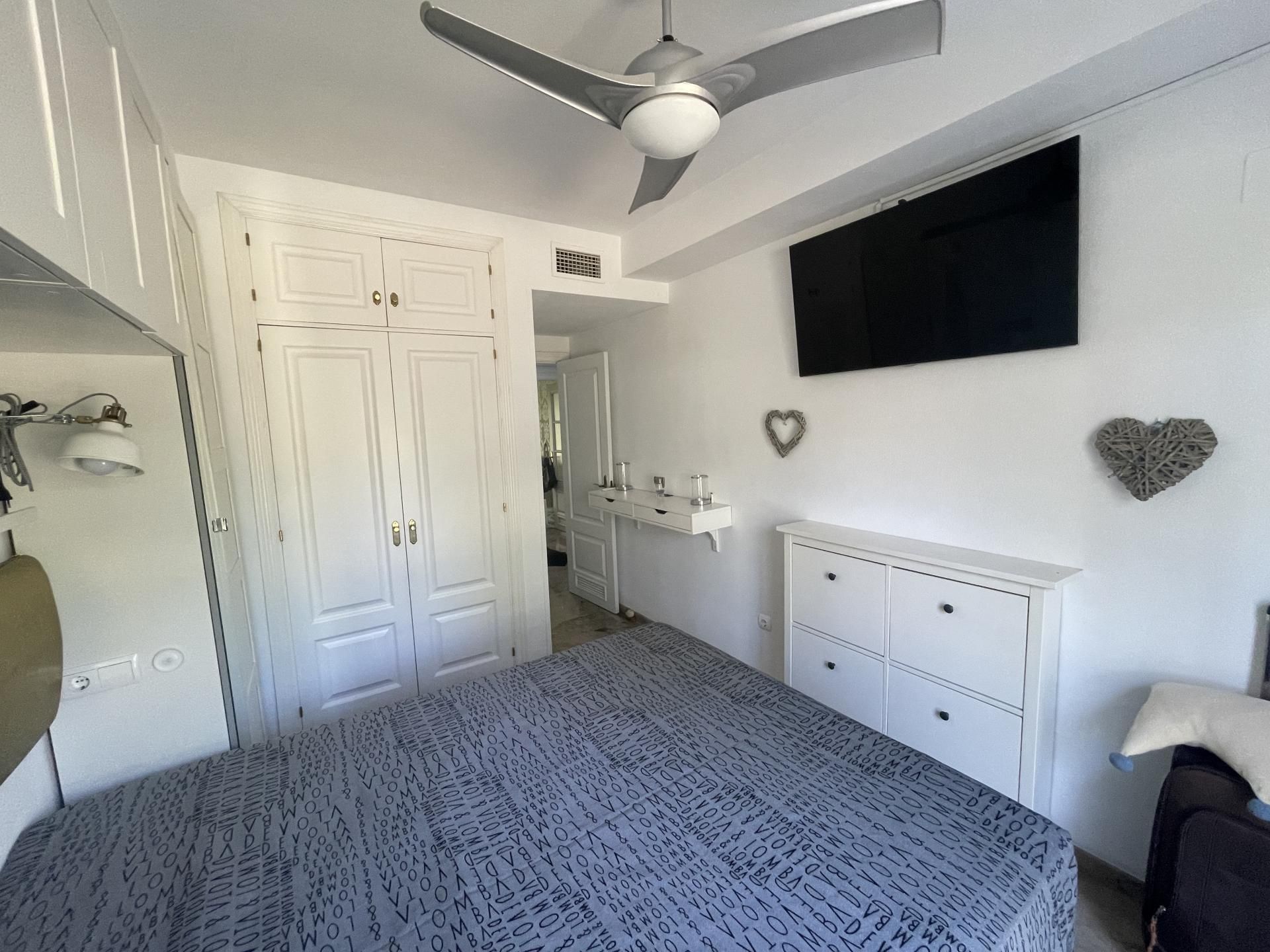 Bedroom of Flat to rent in Torremolinos  with Air Conditioner, Heating and Private garden