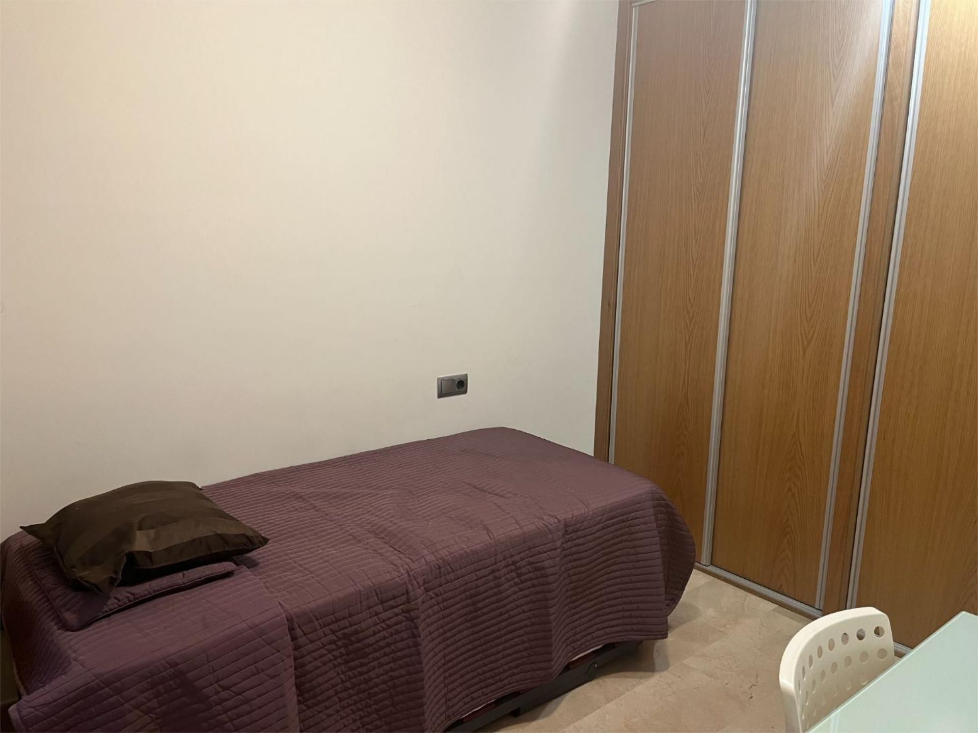 Pis de lloguer a Senda de Granada, 72, Espinardo Dormitori de Pis de lloguer en Murcia Capital amb Aire condicionat