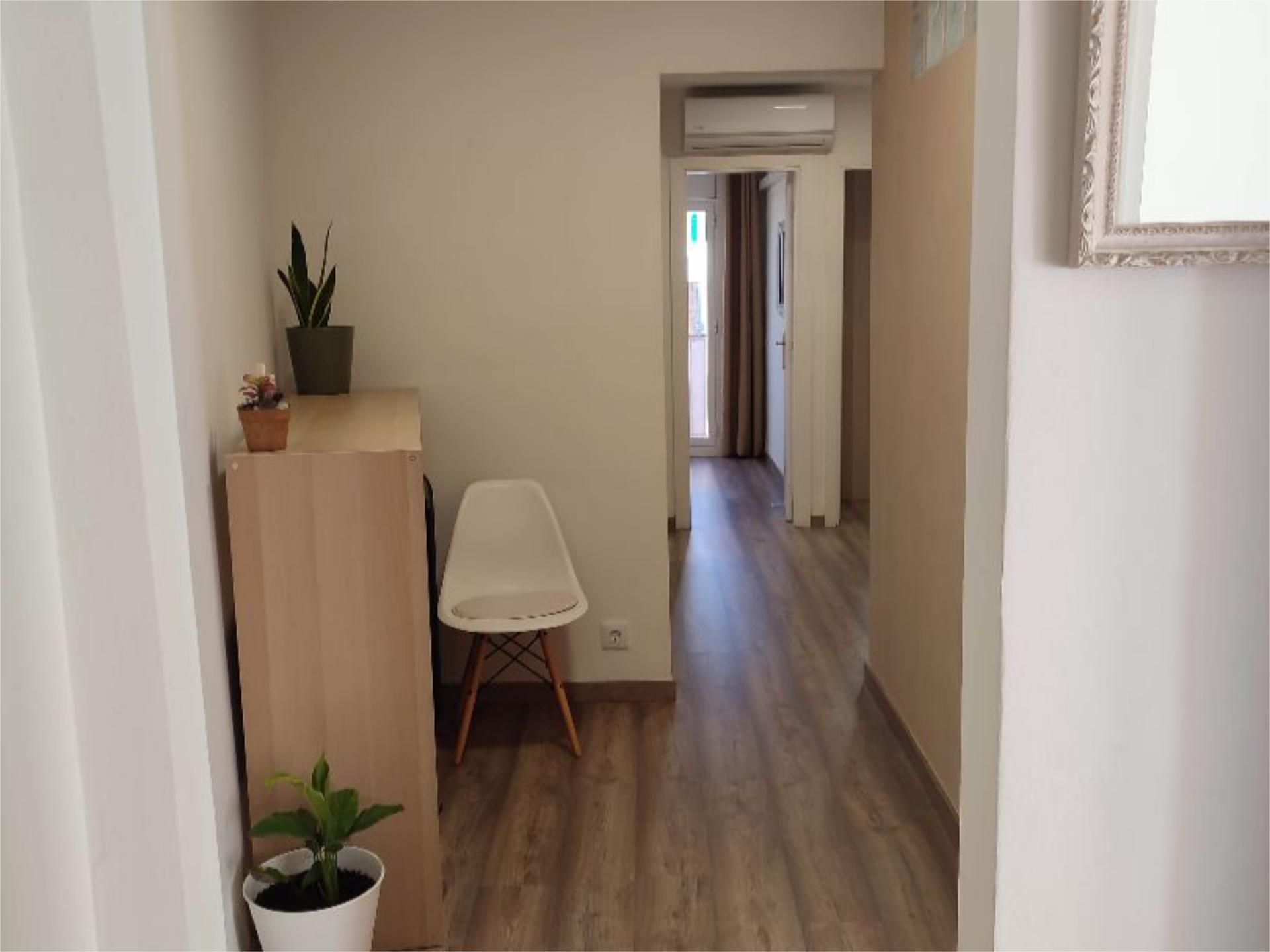 Àtic per a compartir en Mataró amb Aire condicionat, Calefacció i Parquet