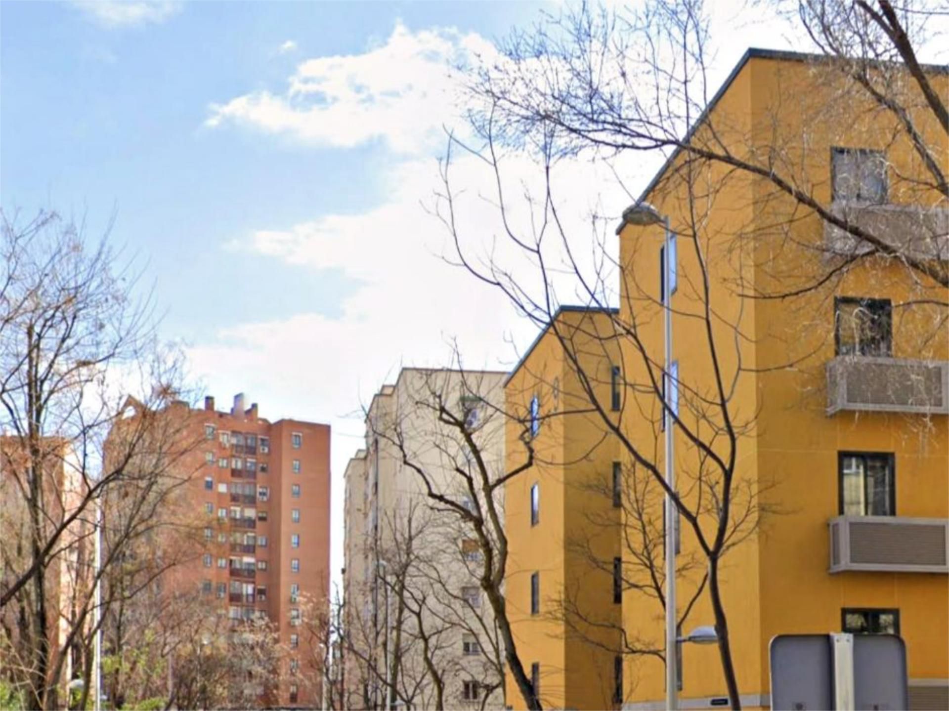 Pis en venda a Calle el Huésped del Sevillano, 17, Los Ángeles Vista exterior de Pis en venda en Madrid Capital amb Calefacció, Traster i Moblat