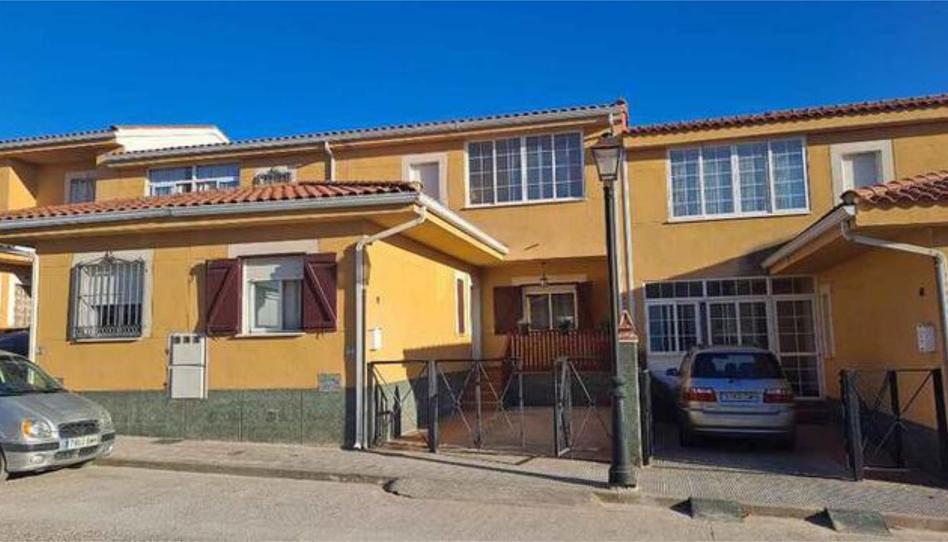 Single-family semi-detached to rent in Velada, Toledo - image 1 Photo 1 of Single-family semi-detached to rent in Velada, Toledo
