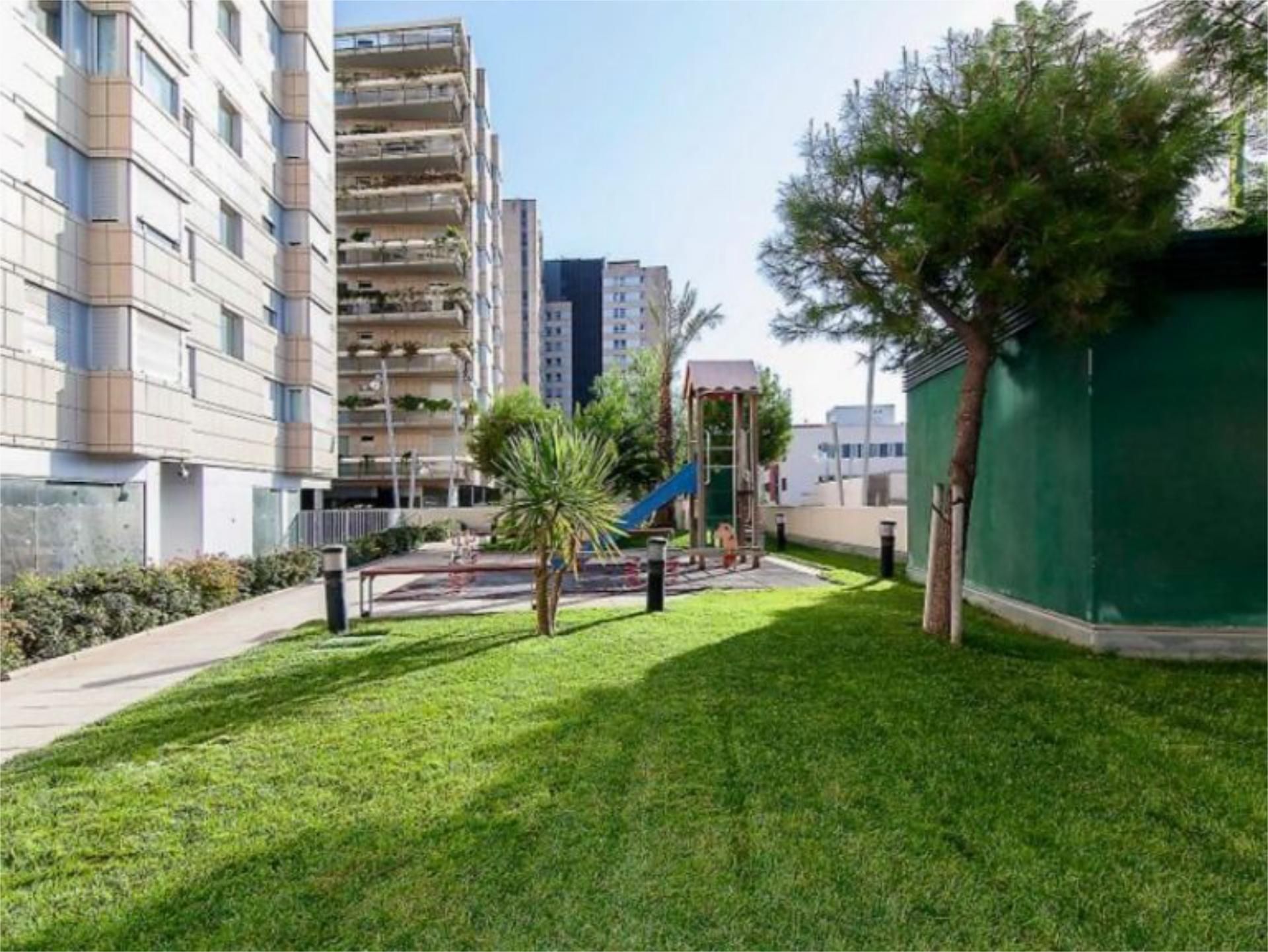 Exterior view of Flat for sale in Sant Adrià de Besòs  with Terrace