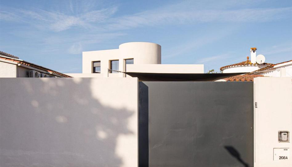 House or chalet for sale in Carrer Alberes, 208a, Alberes, Empuriabrava - image 1 Photo 1 of House or chalet for sale in Carrer Alberes, 208a, Alberes, Empuriabrava