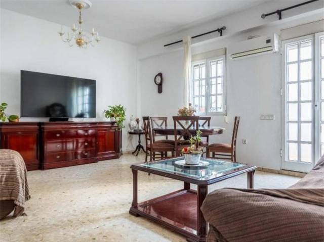 Casa adosada en Venta en La Plata