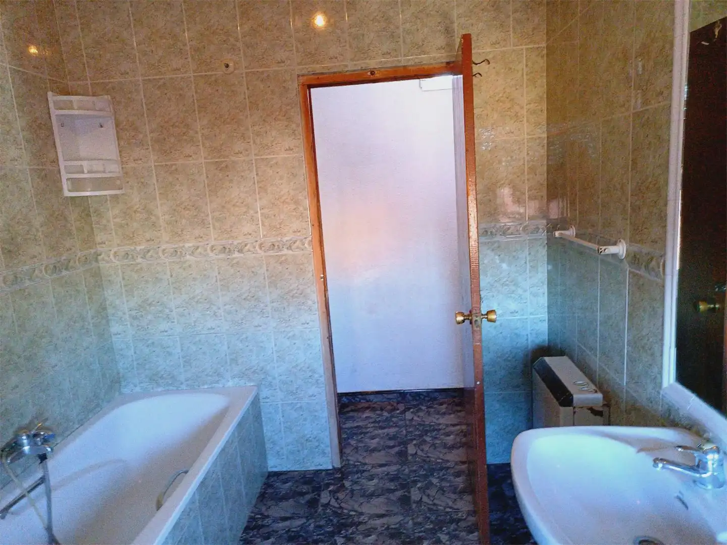 Flat for sale in Calle Cardenal Monescillo, 7, Pozuelo de Calatrava Bathroom of Flat for sale in Pozuelo de Calatrava with Air Conditioner and Terrace