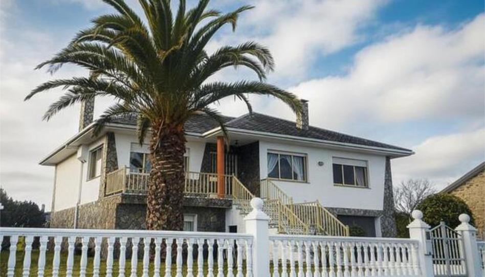 Casa adosada en venda a Santa Comba, A Coruña - imatge 1 Foto 1 de Casa adosada en venda a Santa Comba, A Coruña