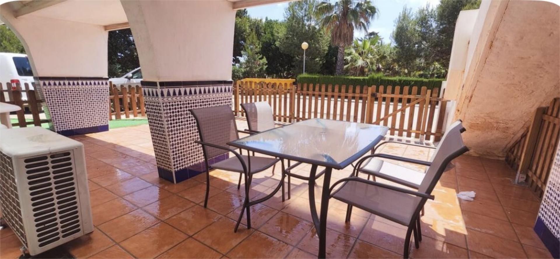 Terrassa de Pis de lloguer en Cartagena amb Aire condicionat, Calefacció i Jardí privat