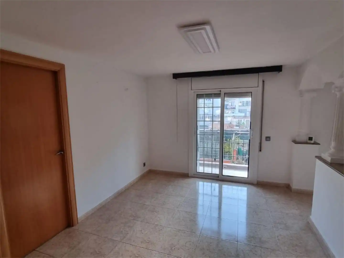 28 Viviendas y casas en venta en Calle Mossèn Antoni Solanas, Sant Boi de  Llobregat | fotocasa