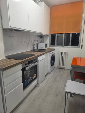 Piso en Alquiler en Avenida Valladolid, 23 en Campo de la Juventud