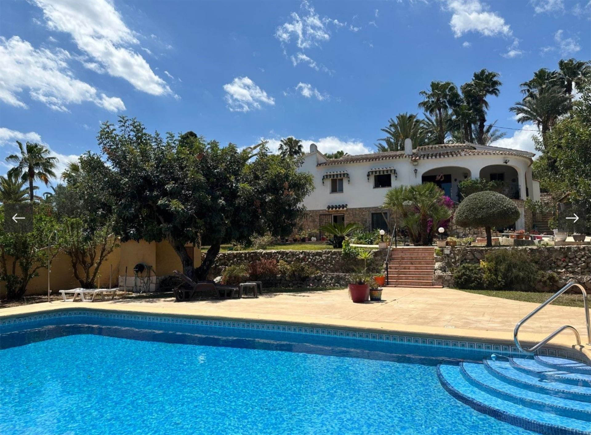 Casa o xalet en venda a Carrer Sant Mateu, 7, La Xara - La Sella Jardí de Casa o xalet en venda en Dénia amb Terrassa i Piscina
