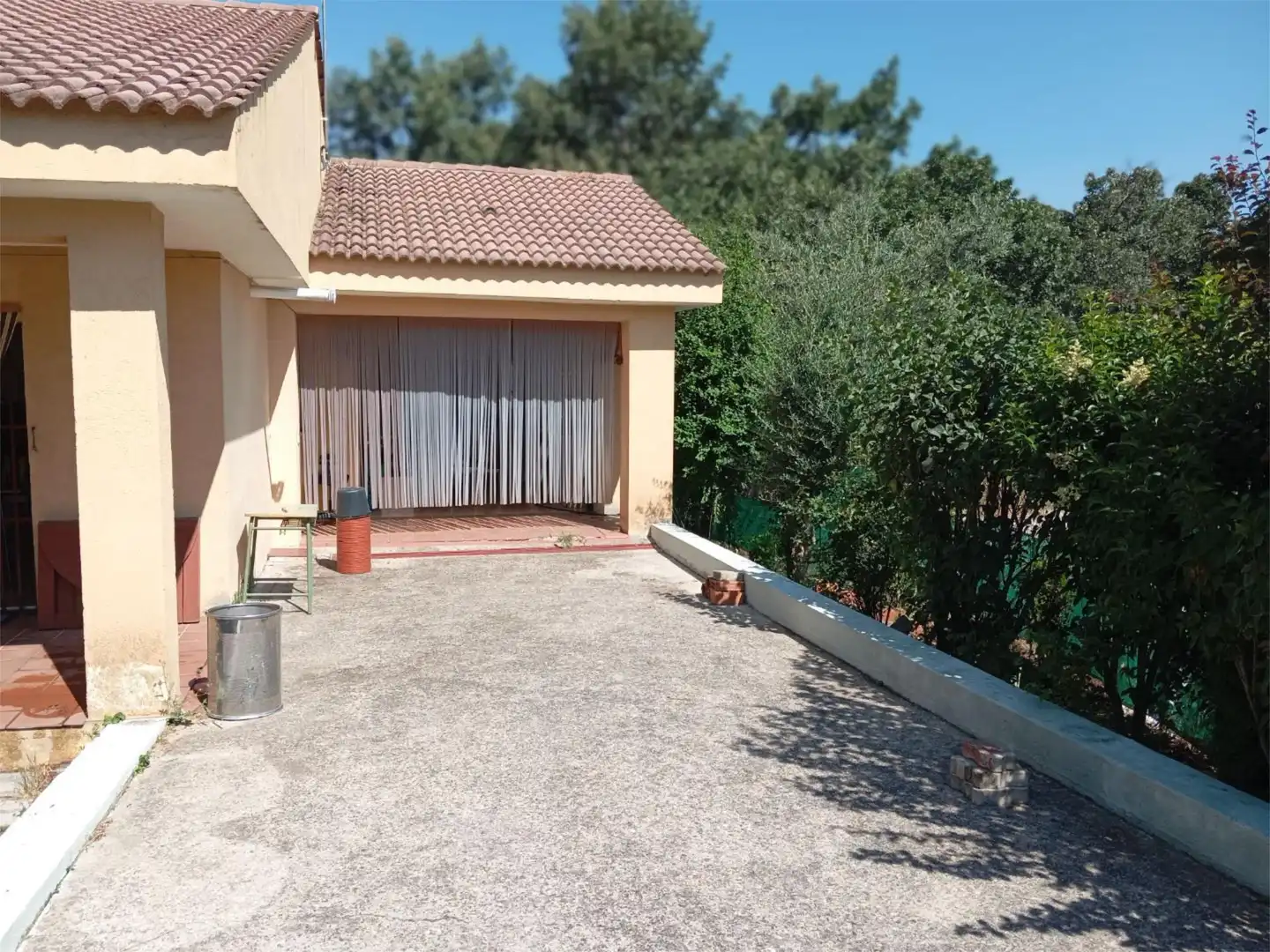 Garten von Wohnung zum Verkauf in Navahondilla mit Klimaanlage, Heizung und Privatgarten