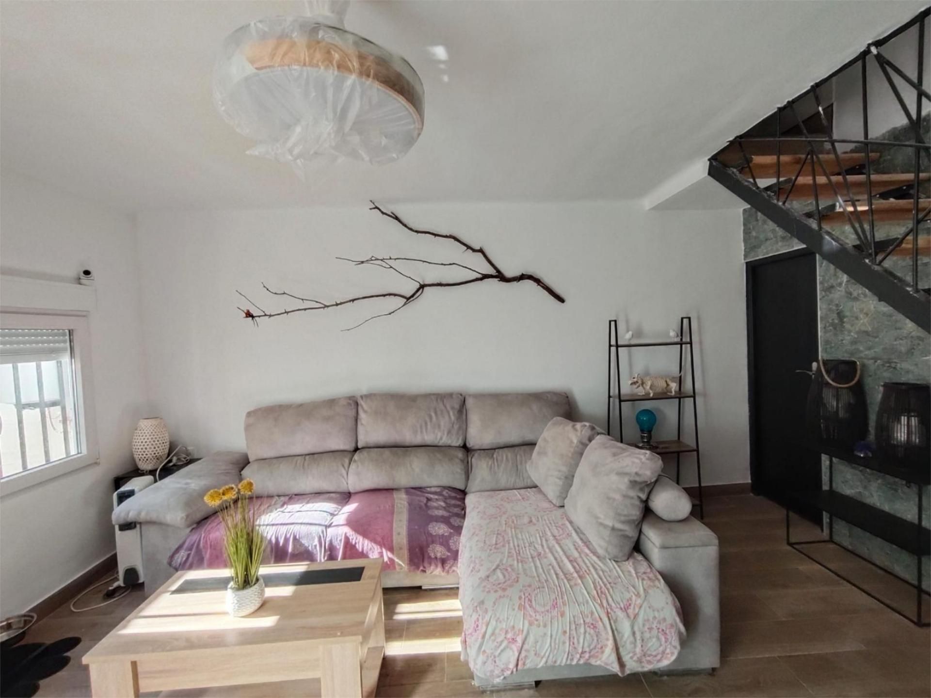 Single-family semi-detached for sale in Calle Navarra, 3, Nuevo Cáceres Living room of Single-family semi-detached for sale in Cáceres Capital with Terrace and Balcony