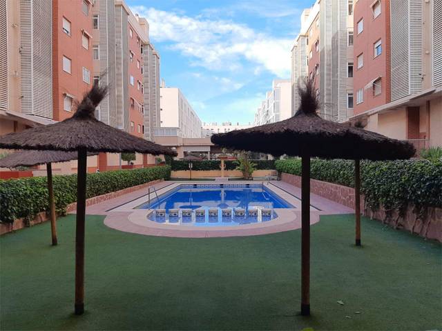 Piso en Alquiler en Calle Bailarín José Espadero, 12 en Garbinet - Parque de las Avenidas