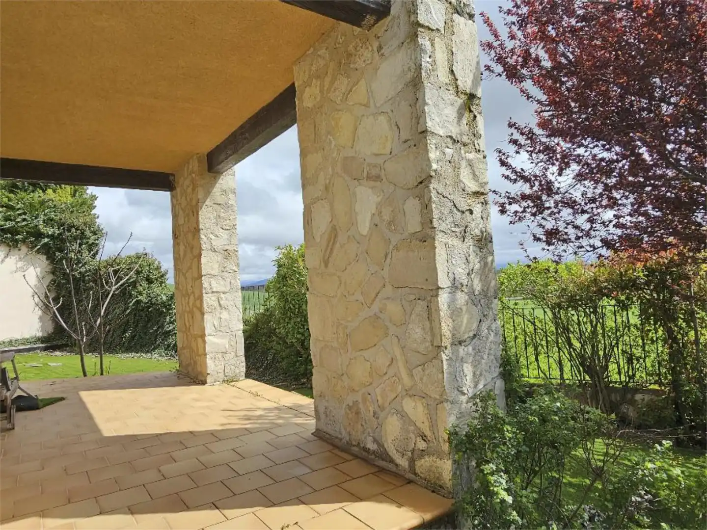 Casa o xalet en venda a Calle Poza Chiquita, 14, Grajera Terrassa de Casa o xalet en venda en Grajera amb Calefacció, Jardí privat i Terrassa