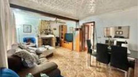 Foto 2 de Casa adosada en venda a Fontcalent, Alicante