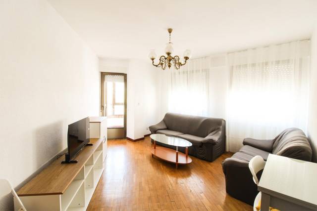 Piso en Alquiler en Calle Peña Ercina, 25 en La Asunción - La Inmaculada