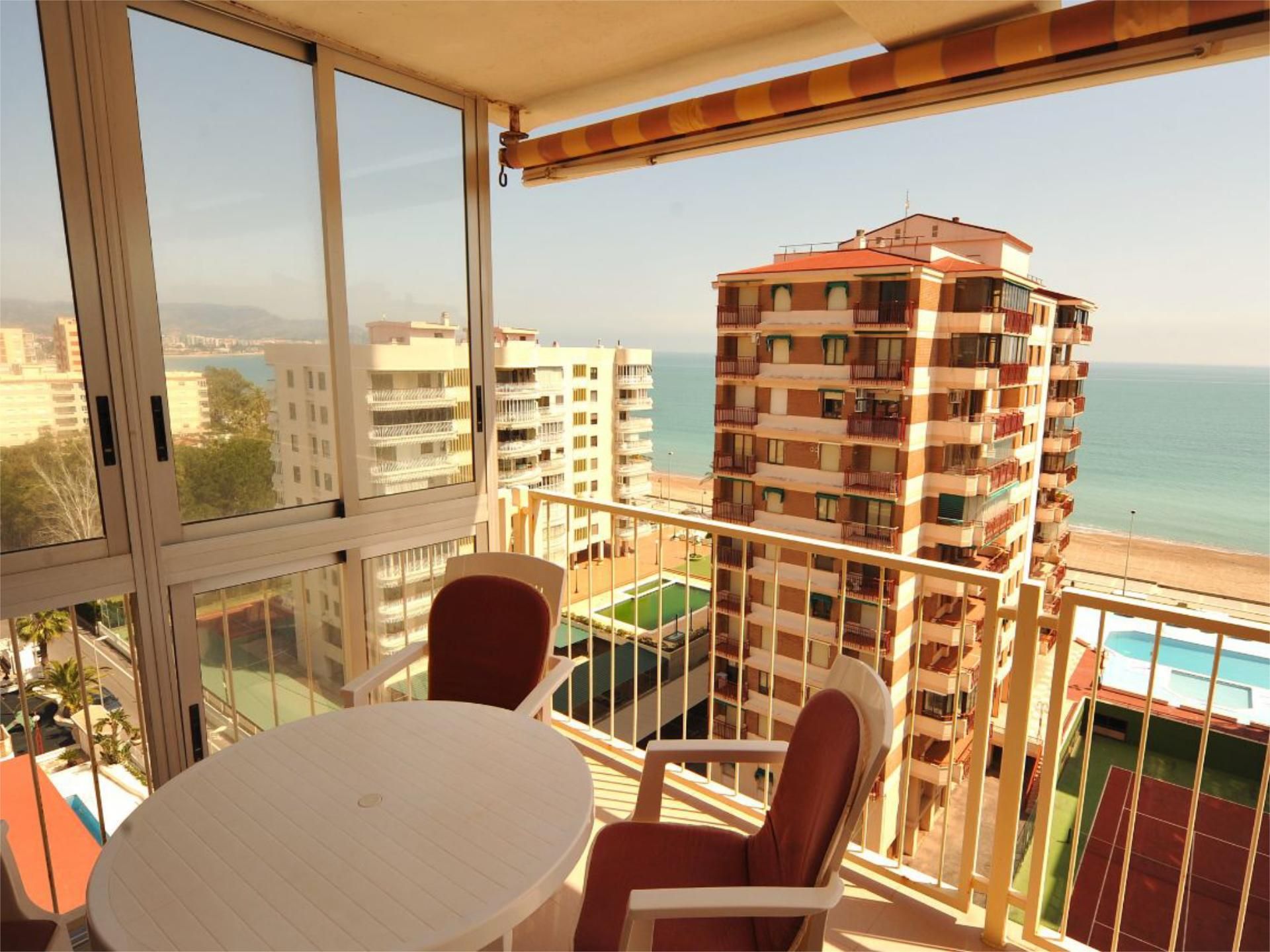 Dormitori de Apartament en venda en Benicasim / Benicàssim amb Aire condicionat, Terrassa i Balcó