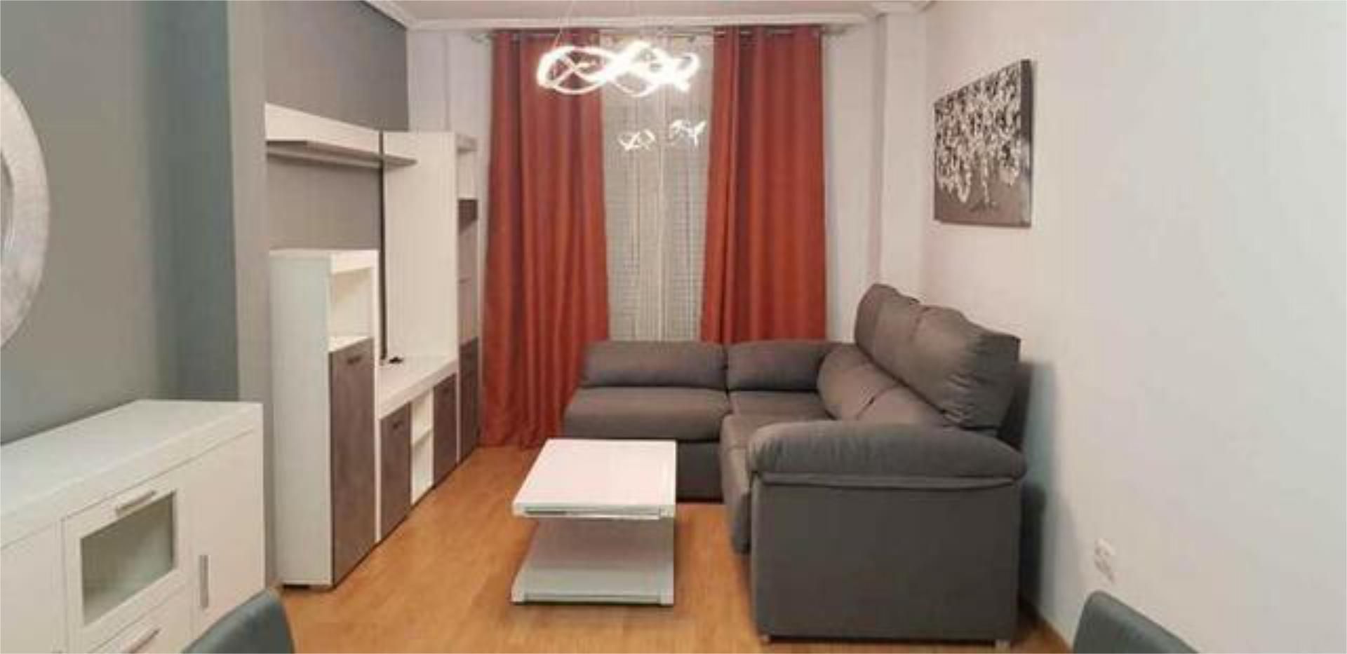 Living room of Flat to rent in Valdepeñas  with Heating, Terrace and Swimming Pool