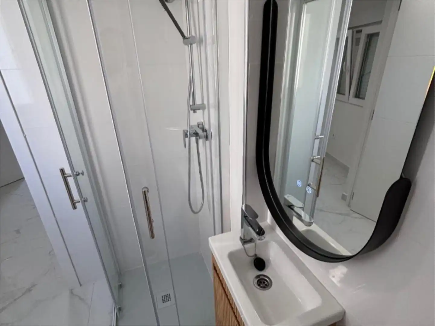 Baño de Piso en venta en San Pedro del Pinatar con Aire acondicionado, Calefacción y Amueblado