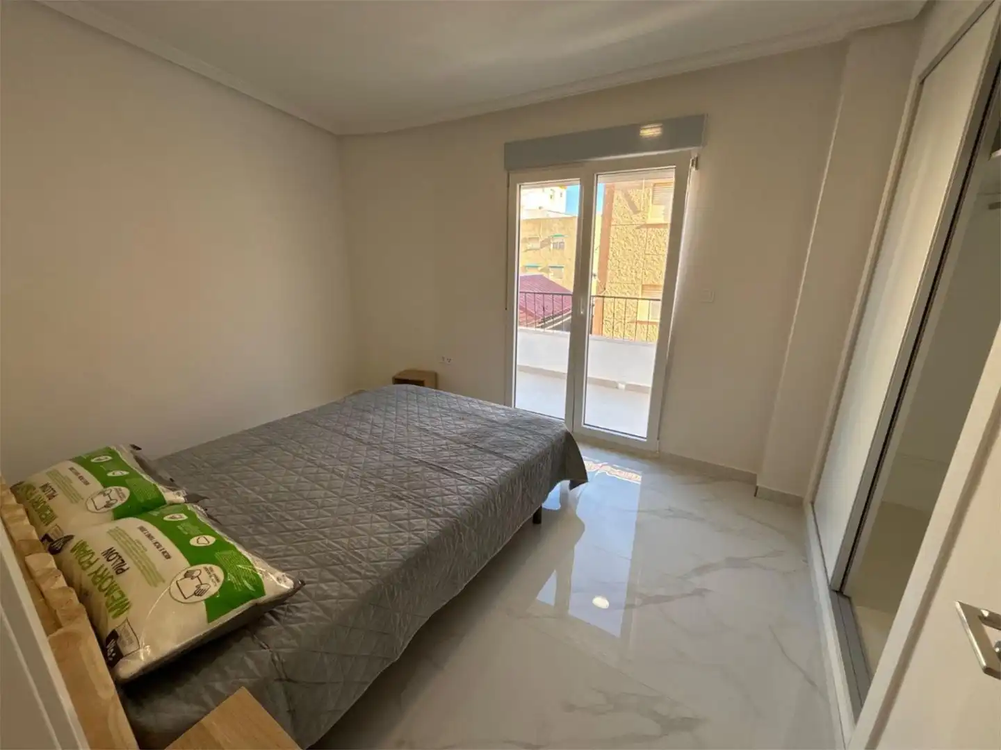 Habitación de Piso en venta en San Pedro del Pinatar con Aire acondicionado, Calefacción y Amueblado