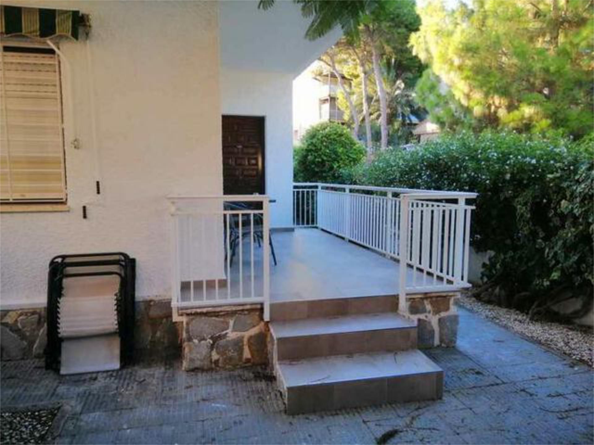Casa adosada de lloguer a Lo Pagán Terrassa de Casa adosada de lloguer en San Pedro del Pinatar amb Jardí privat, Terrassa i Moblat