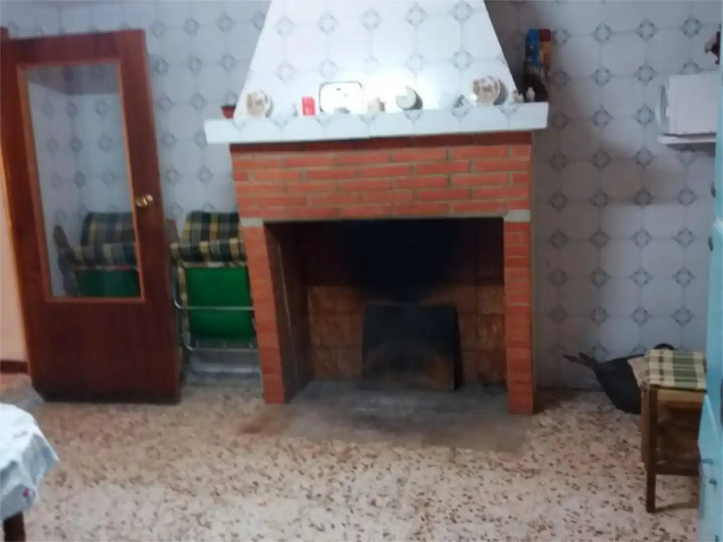 Casa adosada en venda a Villaverde de Guadalimar Sala d'estar de Casa adosada en venda en Villaverde de Guadalimar