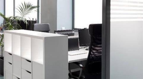 Office to rent in Pueblo Nuevo, Madrid - image 3 Photo 3 of Office to rent in Pueblo Nuevo, Madrid