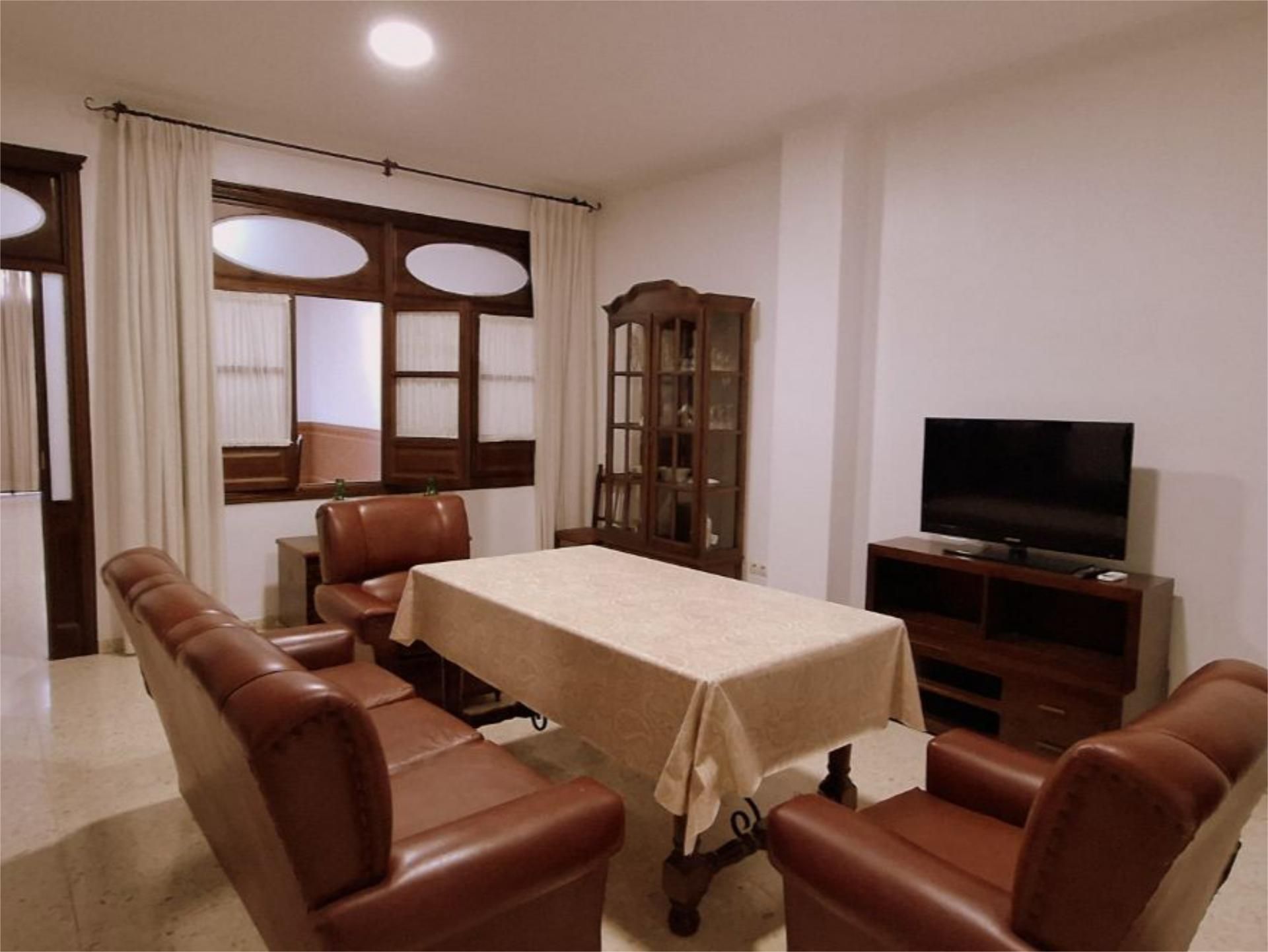 Wohnzimmer von Einfamilien-Reihenhaus miete in Los Palacios y Villafranca mit Klimaanlage, Heizung und Möbliert