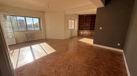 Photo 2 of Flat for sale in Plaza Juan Antonio Suanzes, 1, Salvador, Madrid