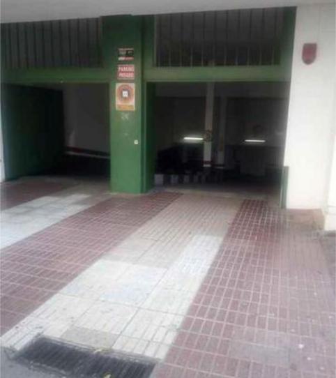Foto 2 de Garatge de lloguer a Huerta Belón - Calvario, Málaga