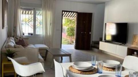 Foto 4 de Casa o xalet de lloguer a Torre de Benagalbón, Málaga