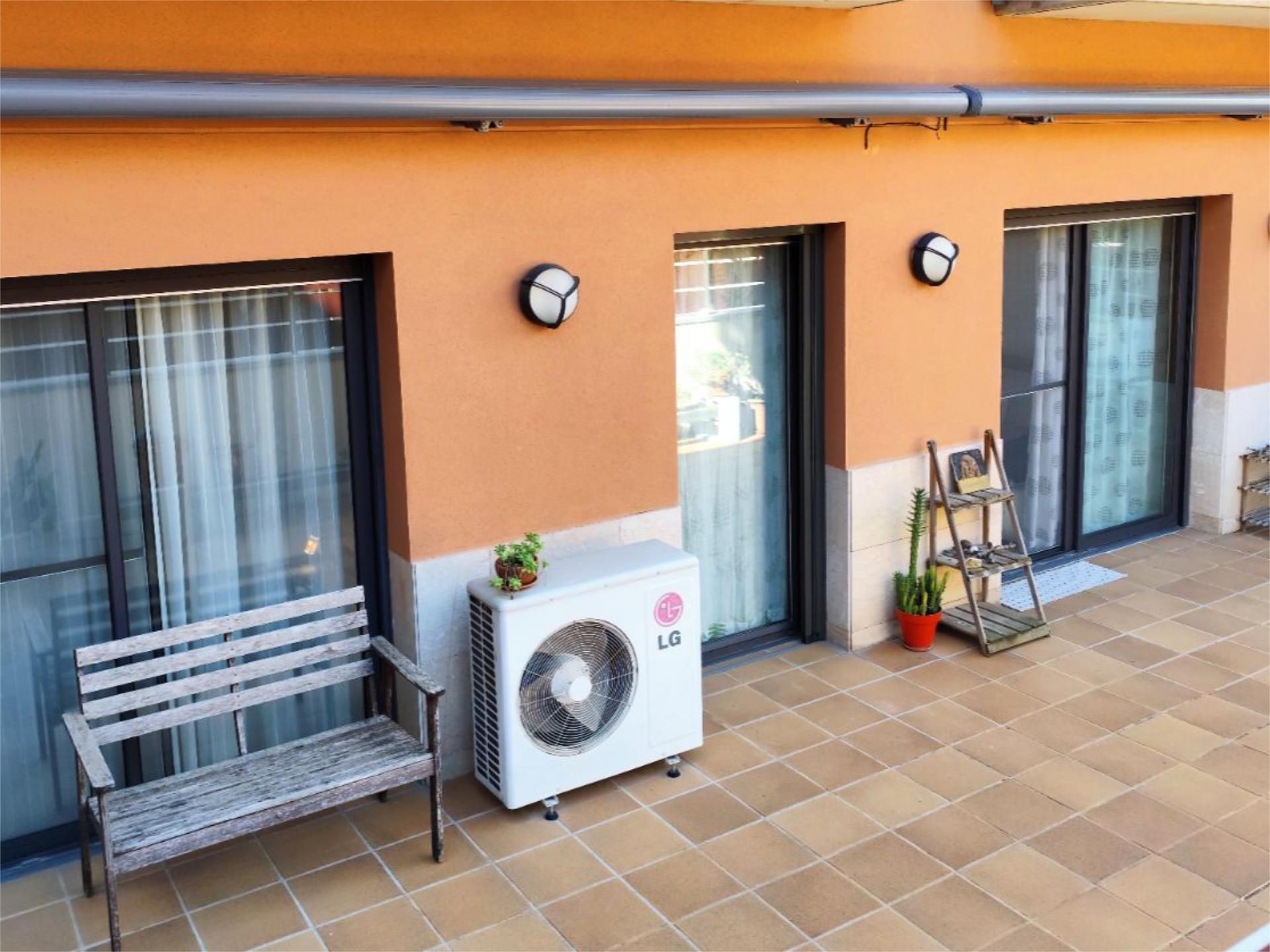 Terrassa de Pis en venda en La Garriga amb Aire condicionat, Calefacció i Jardí privat