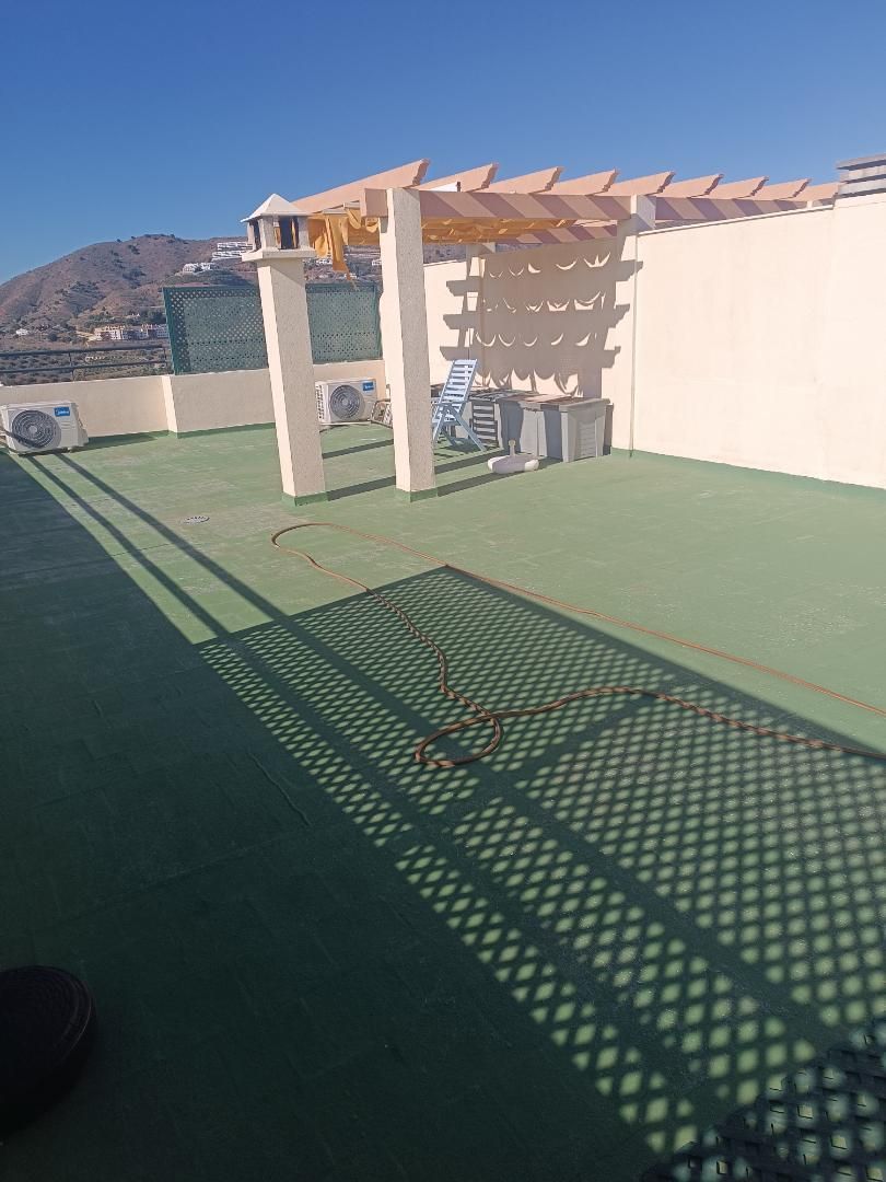Terrassa de Àtic en venda en Rincón de la Victoria amb Aire condicionat, Terrassa i Piscina