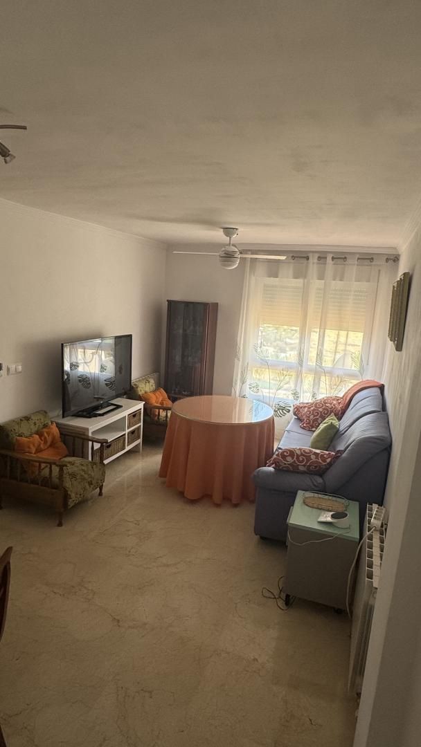 Flat to rent in Carretera de la Sierra, 92, Cenes de la Vega Living room of Flat to rent in Cenes de la Vega with Parquet flooring and Furnished