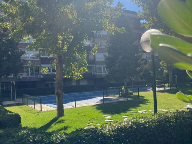 Piso en Venta en Calle de Artesa de Segre, 14 en Ciudad Universitaria