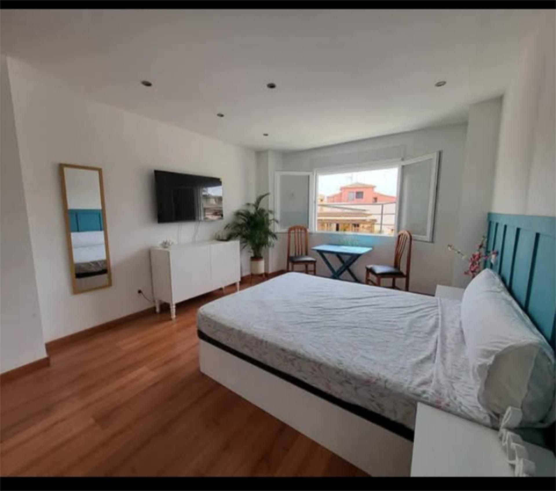 Piso para compartir en Carrer Sant Ferran, 11, Polop Habitación de Piso para compartir en Polop con Parquet, Terraza y Amueblado