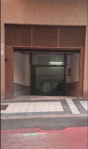 Garaje en Alquiler en Ciudad Jardín