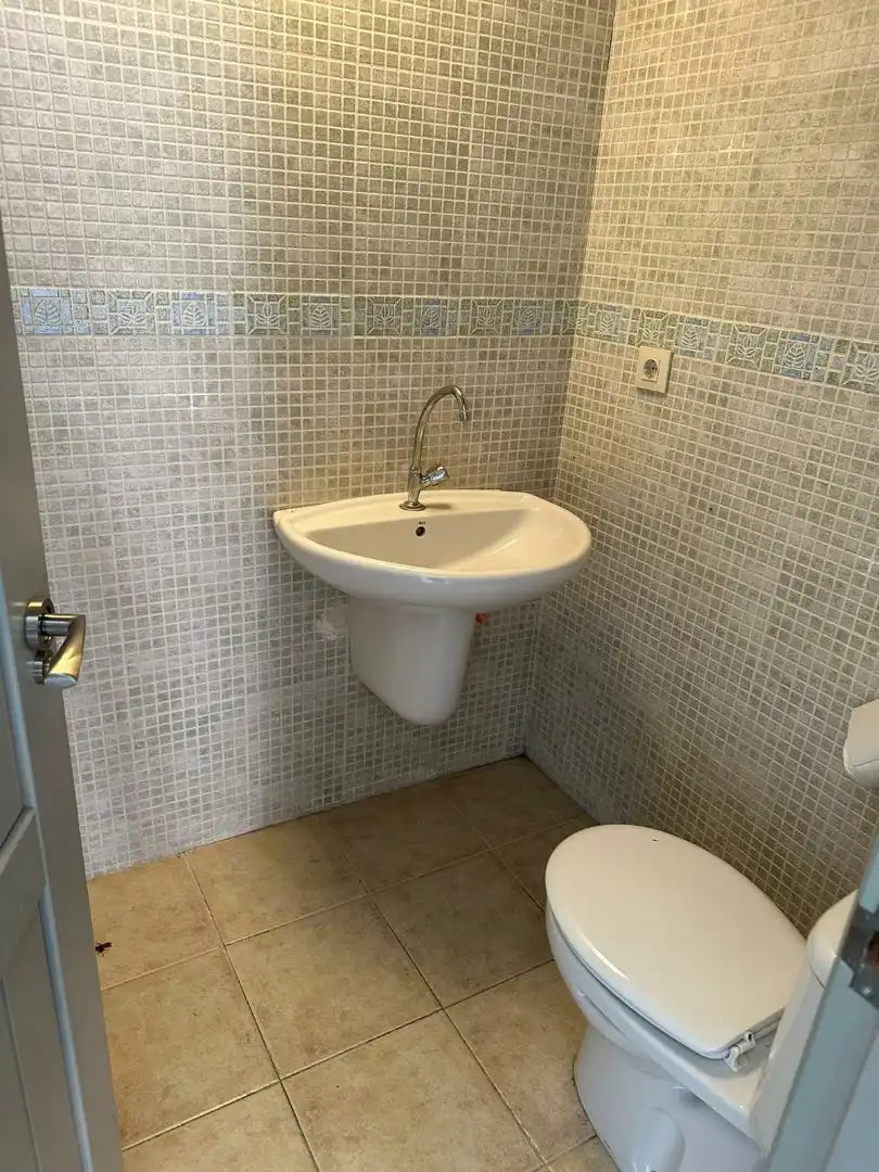Geschaftsraum zum Verkauf in Calle Pablo Picasso, 9, Hellín Badezimmer von Geschaftsraum zum Verkauf in Hellín