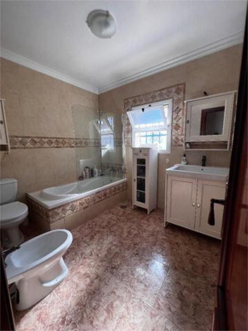 Bany de Casa adosada en venda en El Puerto de Santa María amb Terrassa i Piscina