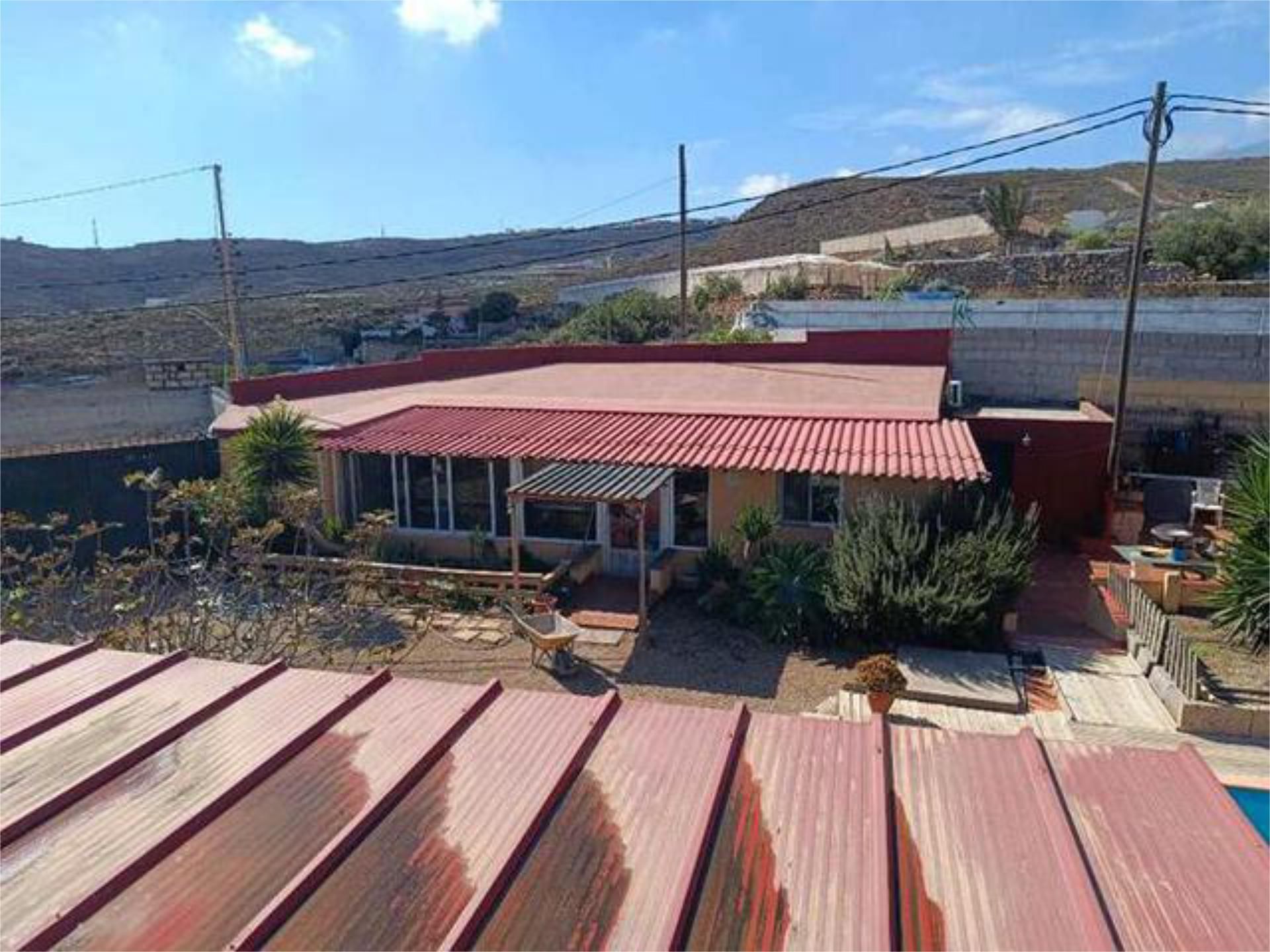 Exterior view of House or chalet for sale in Arico  with Terrace and Swimming Pool