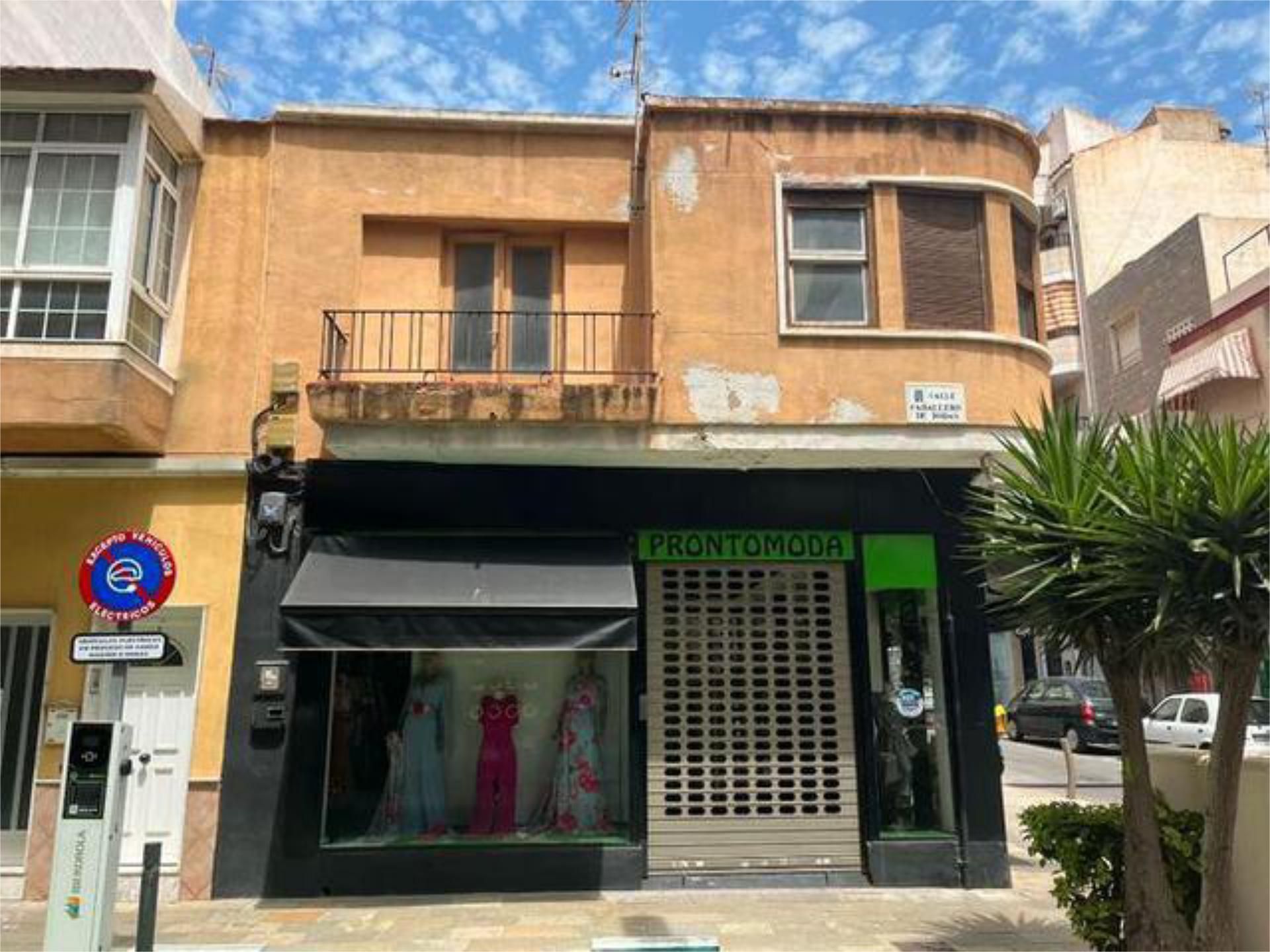 House or chalet for sale in Centro - Muelle Pesquero Exterior view of House or chalet for sale in Torrevieja